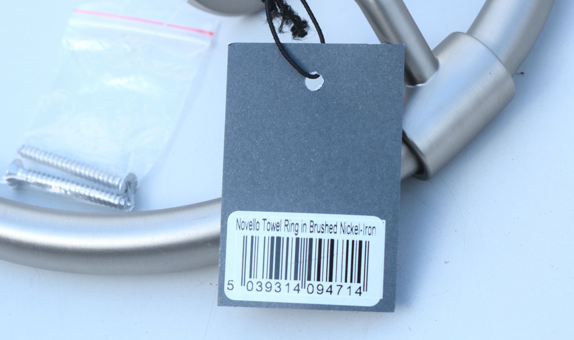 1 x Novello Towel Ring In Brushed Nickel & 1 X Westwell Soap Pump - Ref: GTC768/GTCC19 - CL1017 - - Image 5 of 11