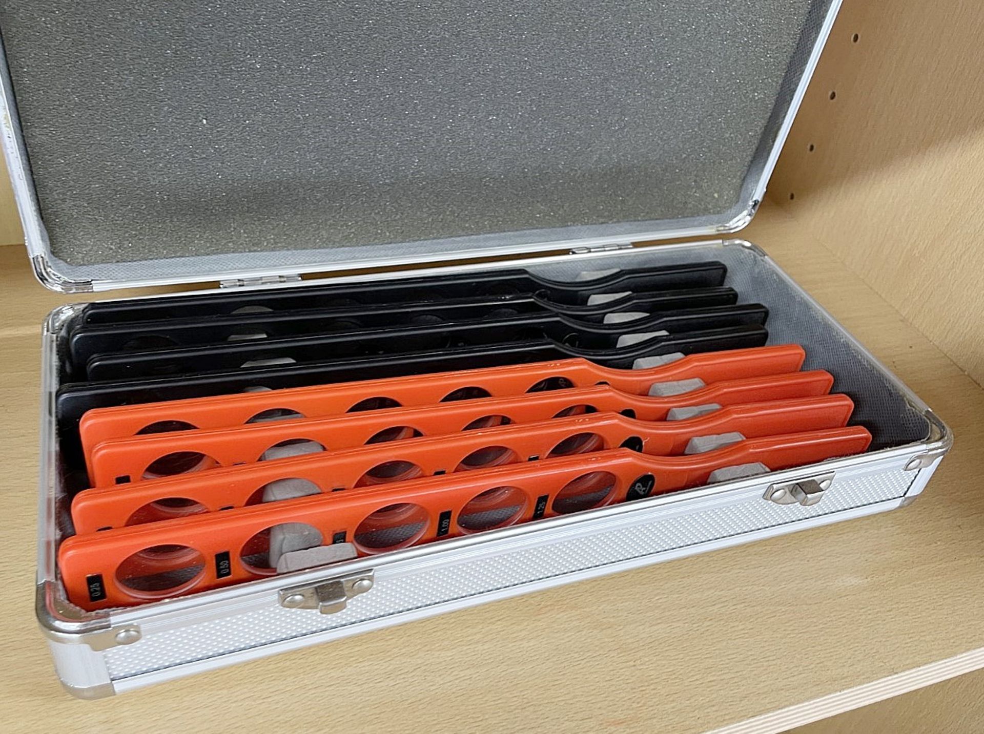 1 x Optical Ophthalmic Retinoscopy Rack Set Consisting of 8 Bars / 40 Trial Lenses