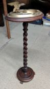 1 x Ornate Vintage Barley Twist Standing Ash Tray With Eagle Cigar Cutter - NO VAT ON THE HAMMER -
