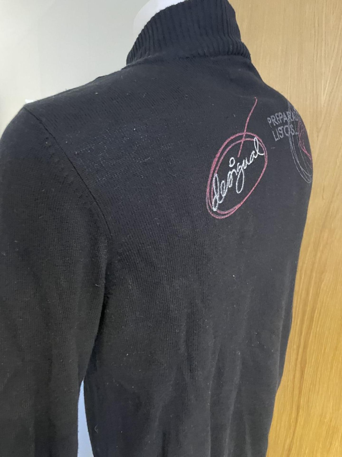 1 x DESIGUAL Medium Black Cotton Full-zip Knitted Sweater Jacket - Ref: LB511 - CL1020 - NO VAT ON - Image 3 of 15