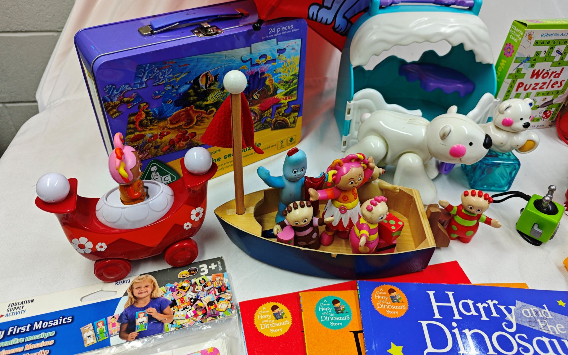 1 x Large Selection of Used Toys - Ref: C - CL444 - NO VAT ON THE HAMMER - Location: Altrincham WA14 - Image 7 of 17