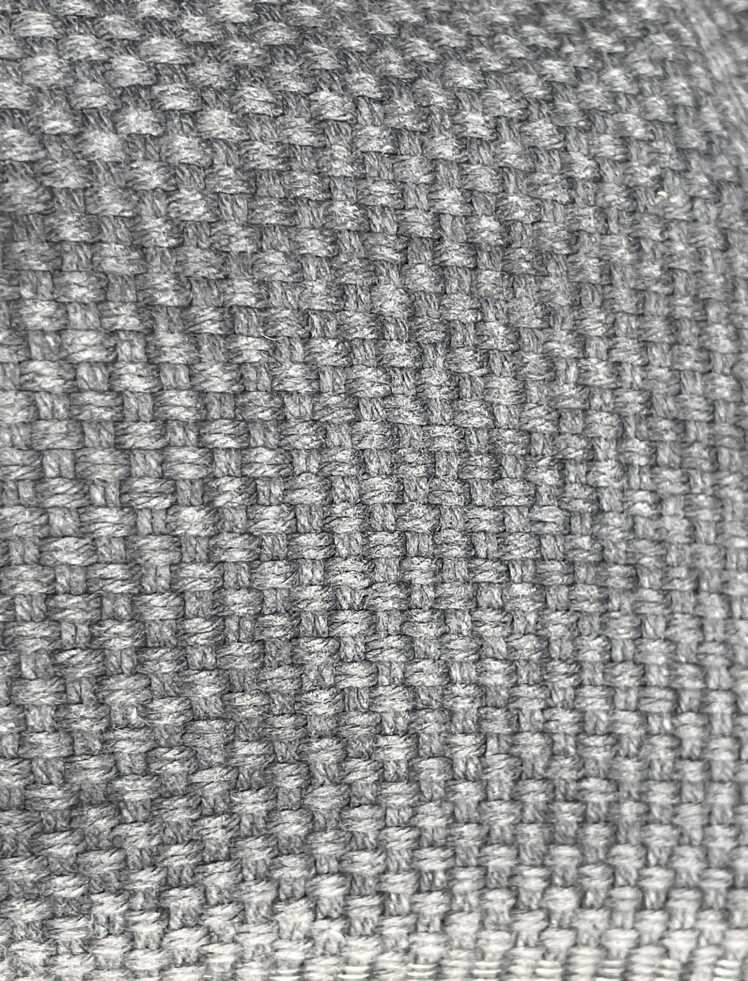 1 x 11-13 Metre Roll Of Premium Textured Woven Heavyweight Upholstery Fabric In Charcoal Grey - Ref: - Image 3 of 5