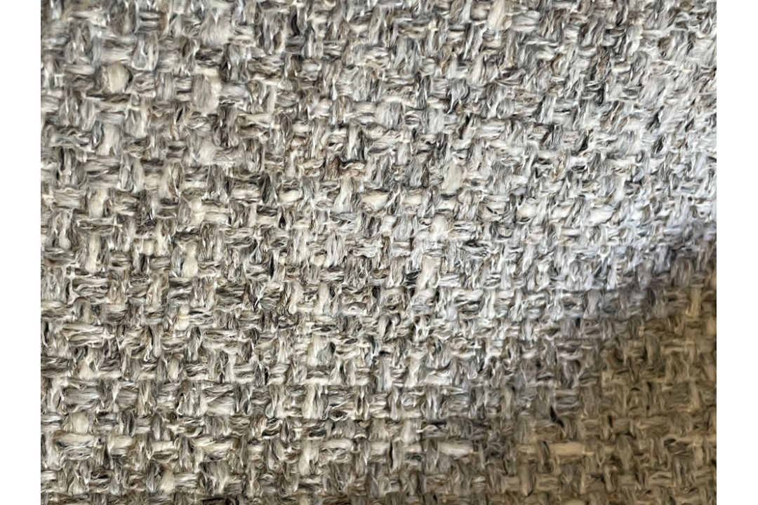 1 x 16 Metre Roll Of Luxury Textured Bouclé Upholstery Fabric – Silver Grey Marl - Ref: SR278 - - Image 5 of 5