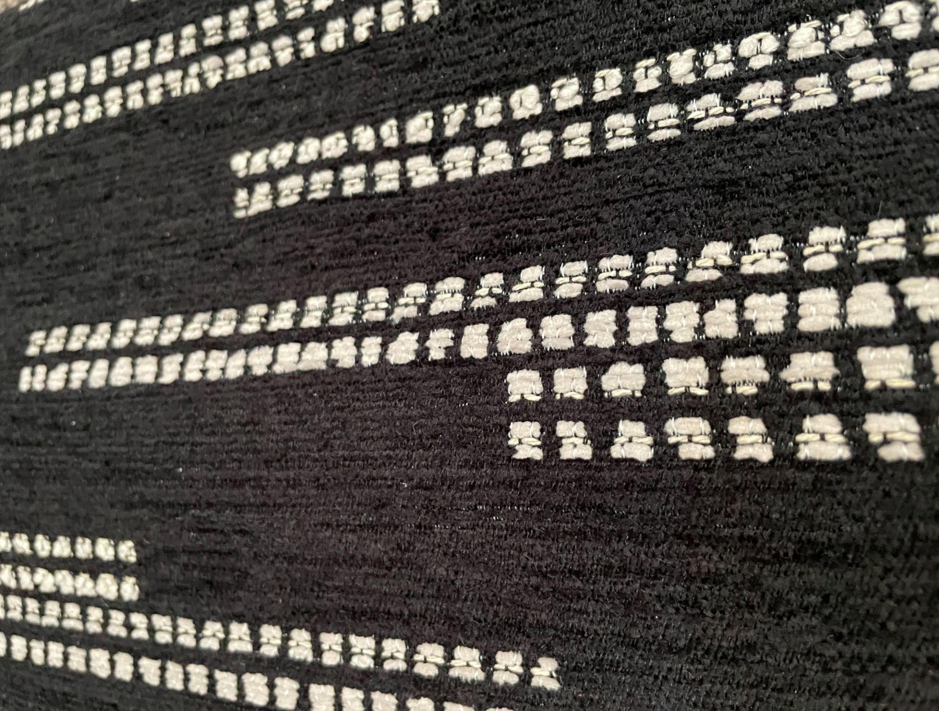 1 x 3-4M Roll Of Designer Upholstery Fabric Roll In A Black & Natural Geometric Weave Pattern - Ref: