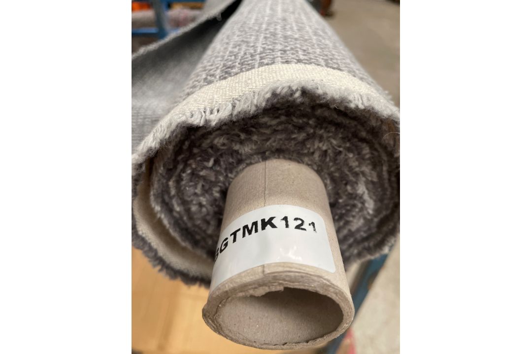 1 x 5-7m Roll Of Designer Woven Textured Upholstery Fabric In Grey & Silver - Ref: BGTMK121 - Image 3 of 12