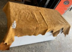 1 x Crest 'Old English' High Quality Full Grain Pull-Up Upholstery Leather Hide In An Attractive '