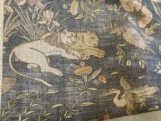 1 x 2 Metre Roll Of Designer Heavyweight Woven Upholstery Fabric Featuring Wildlife Pictures