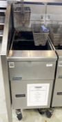 1 x Pitco SG14 Single Tank Gas Fryer with Two Baskets