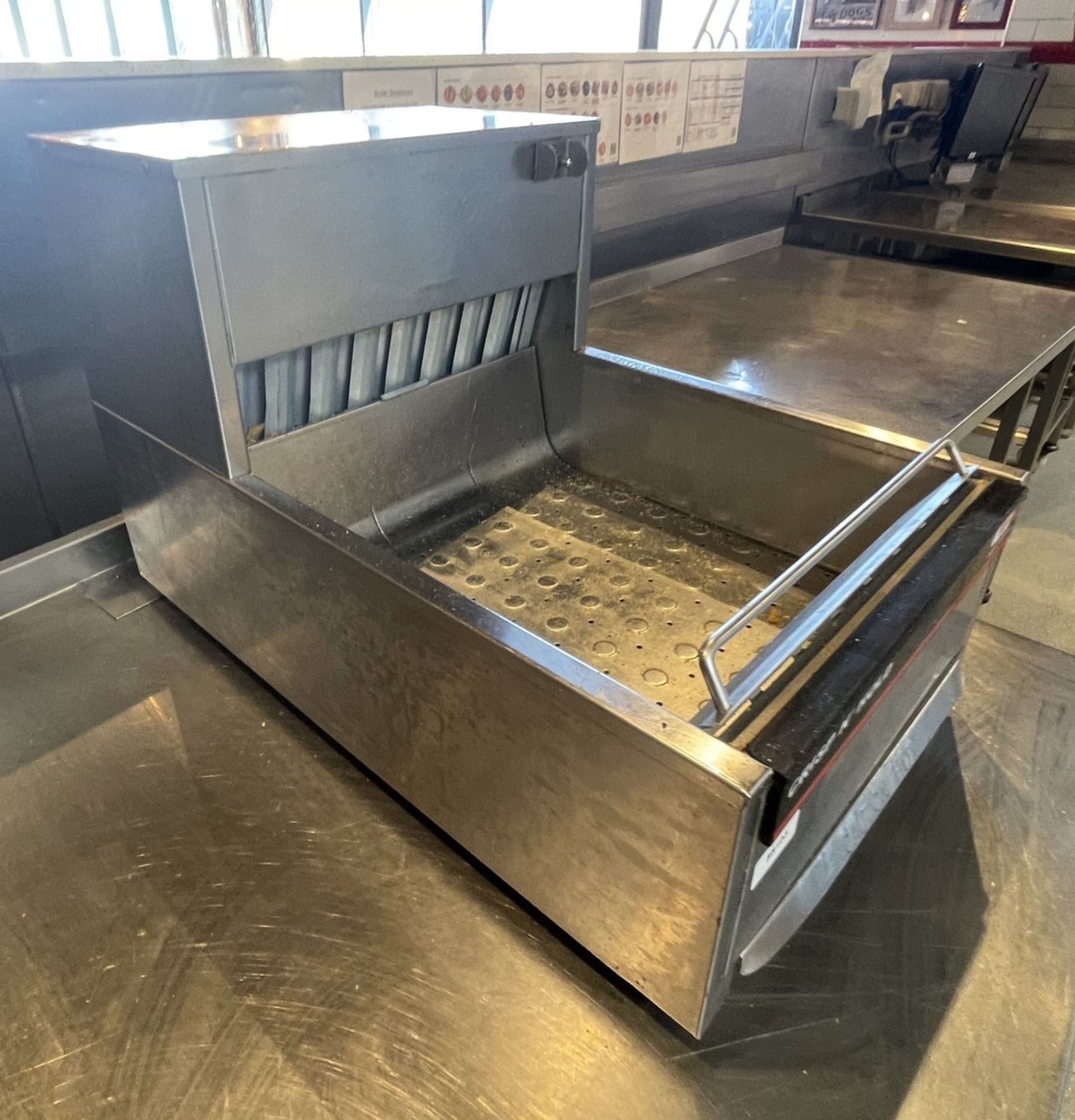 1 x Carter Hoffman Crisp N' Hold Fried Food Warmer - Model: CNH18 - Approx RRP £3,000 - Image 5 of 7