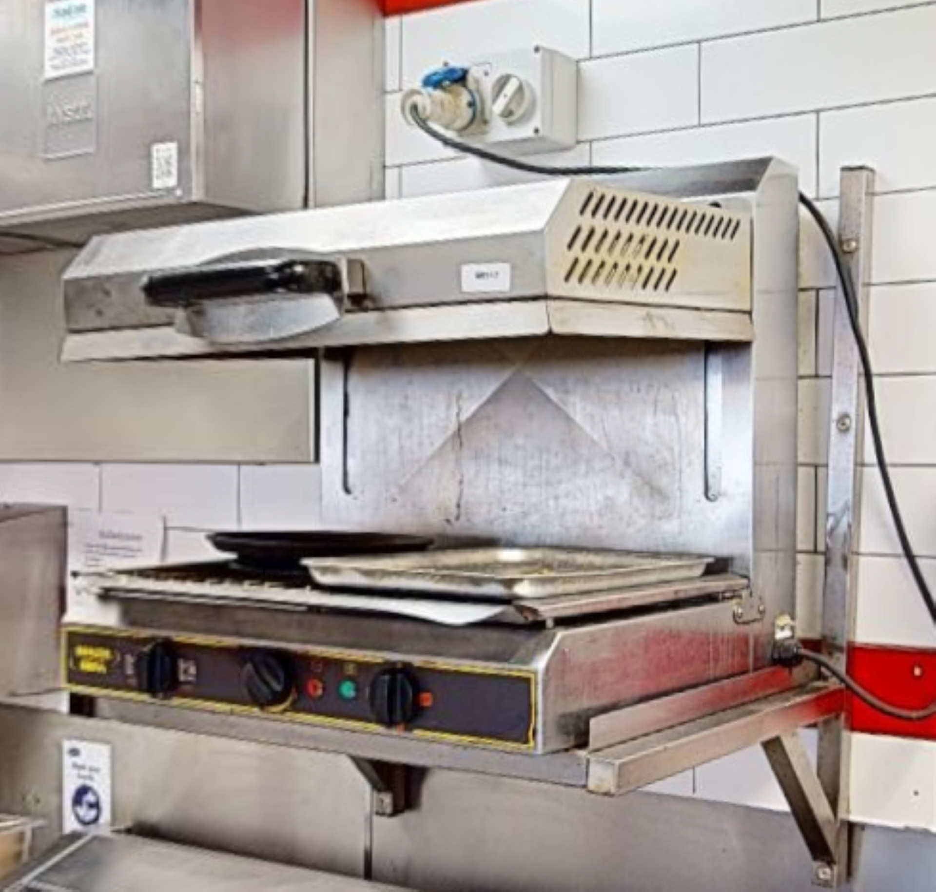 1 x Roller Grill Electric Rise and Fall Salamanda Grill - Approx RRP £2,000 - 240v