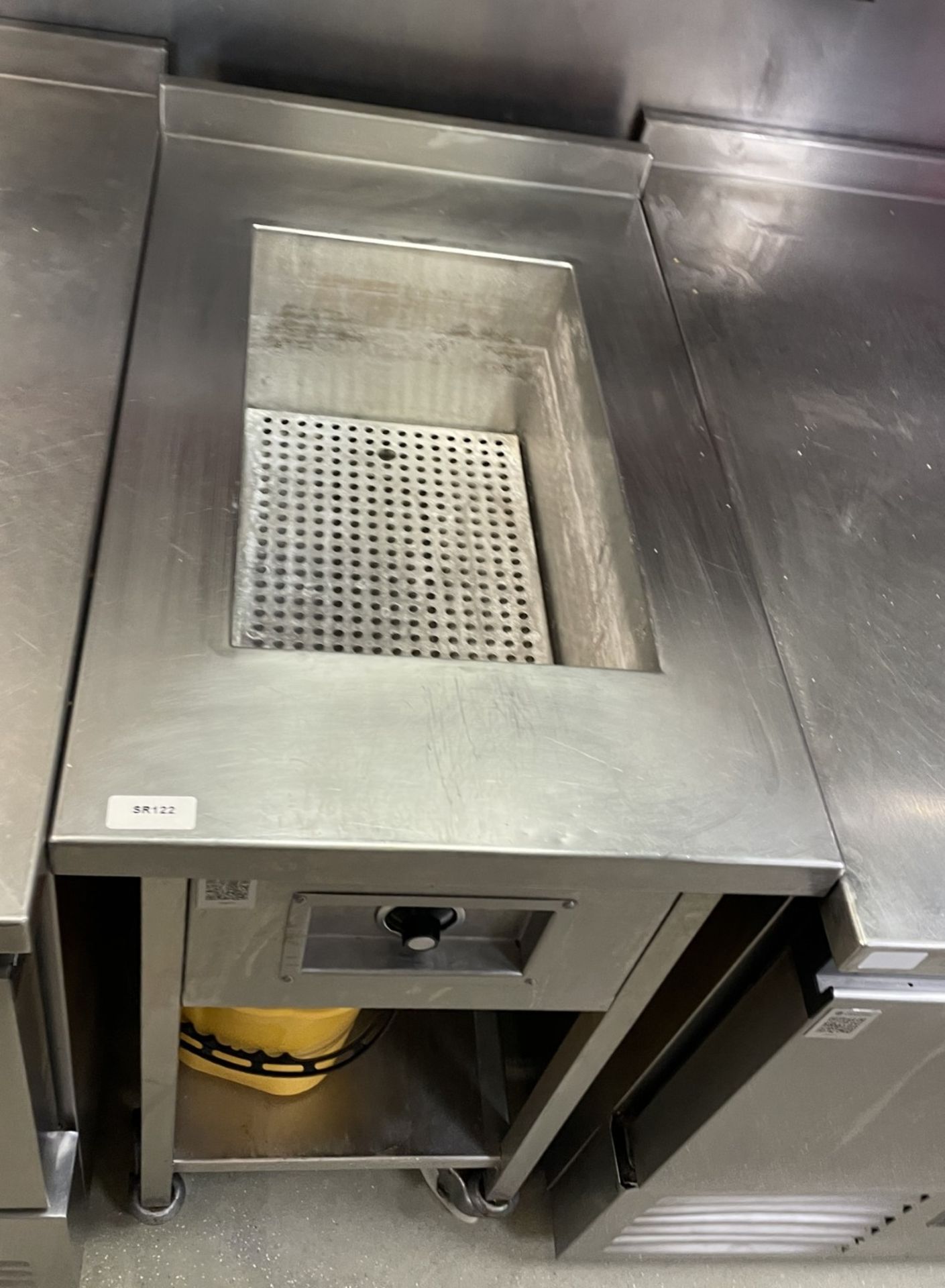 1 x Stainless Steel Electric Baine Marie Unit on Castors - Image 3 of 4