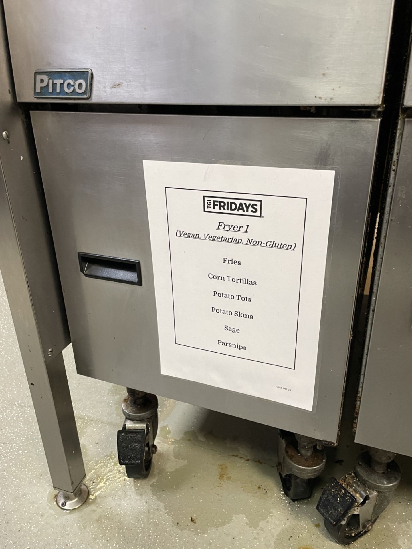 1 x Pitco SG14 Single Tank Gas Fryer with Two Baskets - Image 5 of 5