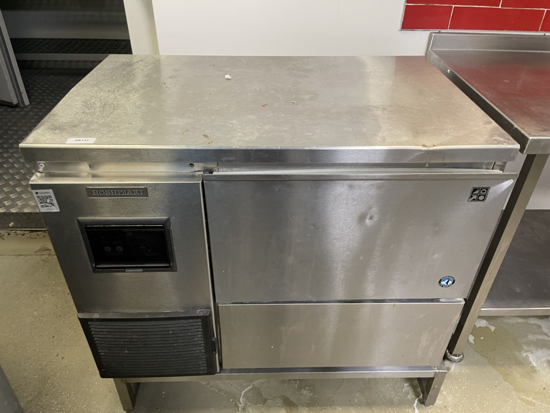 1 x Hoshizaki FM-150KE-50 Self Contained Flake Ice Machine - 150 kg of High Quality Flake Ice Per 24 - Image 2 of 6
