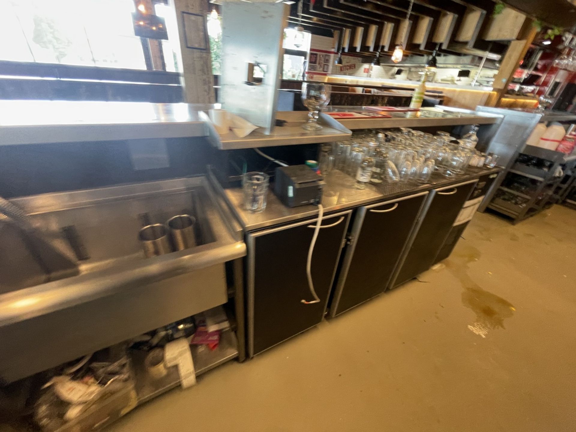 1 x Large Central Island Drinks Bar Features Stainless Bar Tops with Integral Removal Drainers - Image 30 of 64