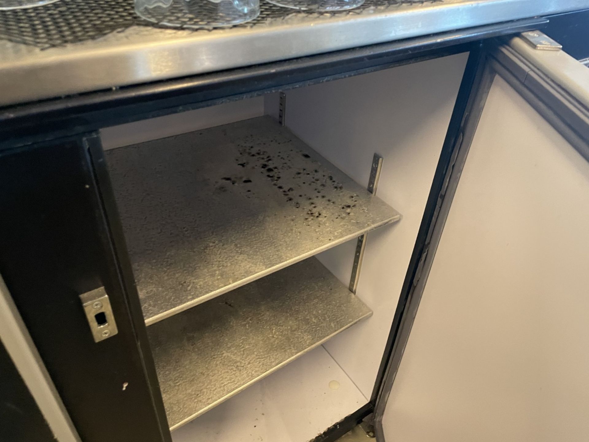 1 x Large Central Island Drinks Bar Features Stainless Bar Tops with Integral Removal Drainers - Image 51 of 64