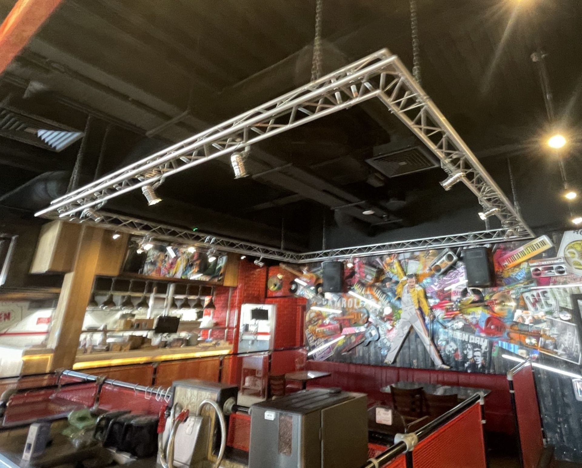 1 x Large Square Ceiling Mounted Lighting Rig with 11 Studio Lights - Ideal for Music Venues - Image 8 of 9
