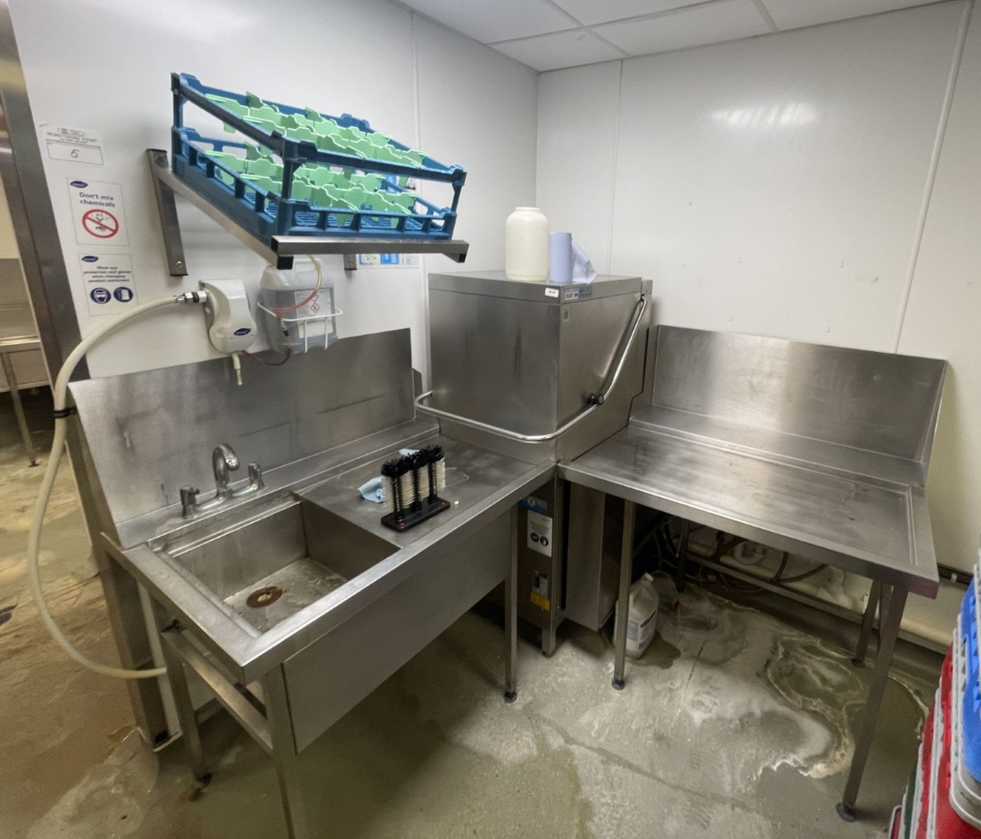 1 x Meiko DV80.2 Passthrough Dishwasher with Inlet Wash Unit, Outlet Unit, Wall Mounted Tray - Image 2 of 11
