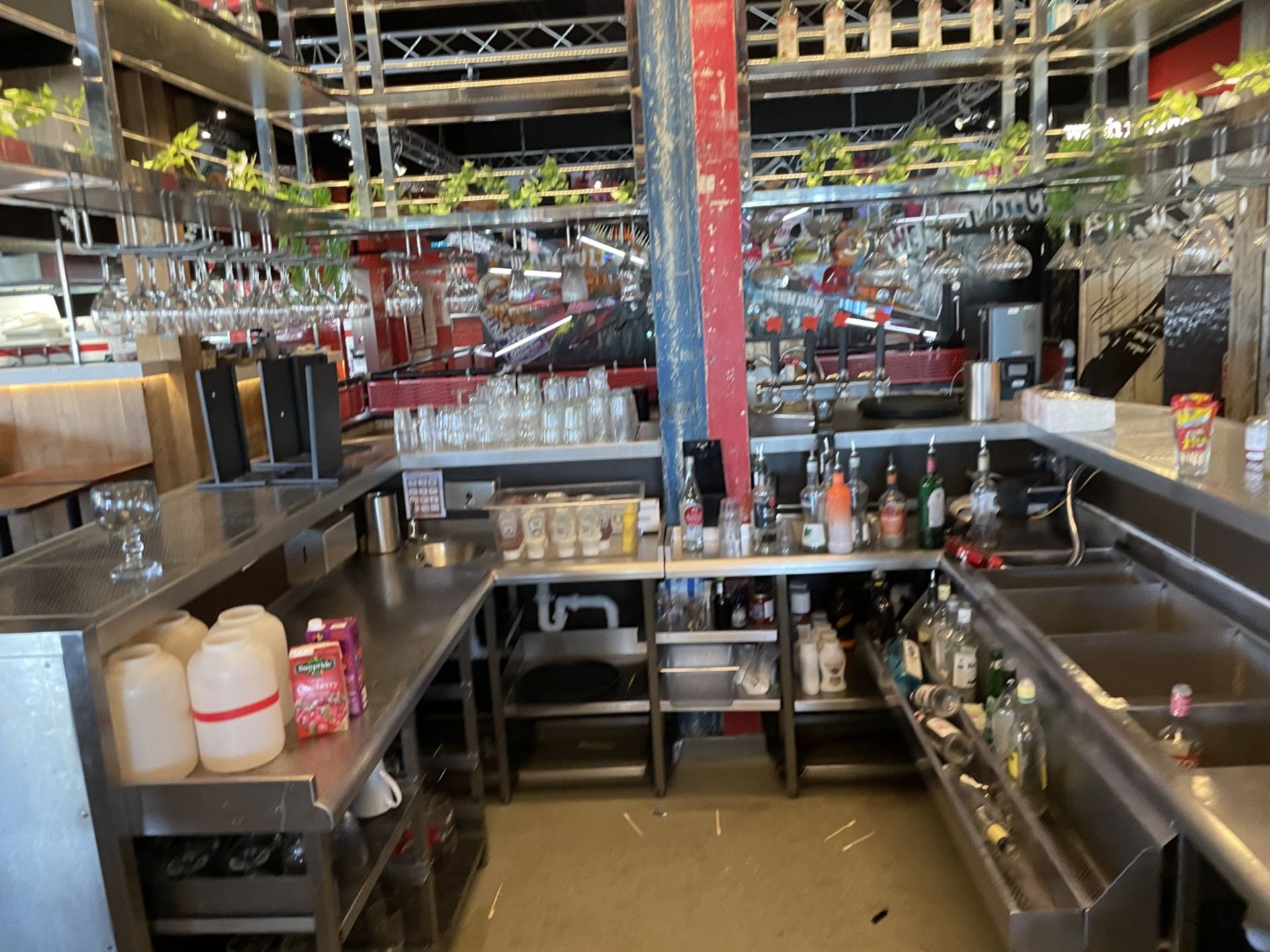 1 x Large Central Island Drinks Bar Features Stainless Bar Tops with Integral Removal Drainers - Image 43 of 64