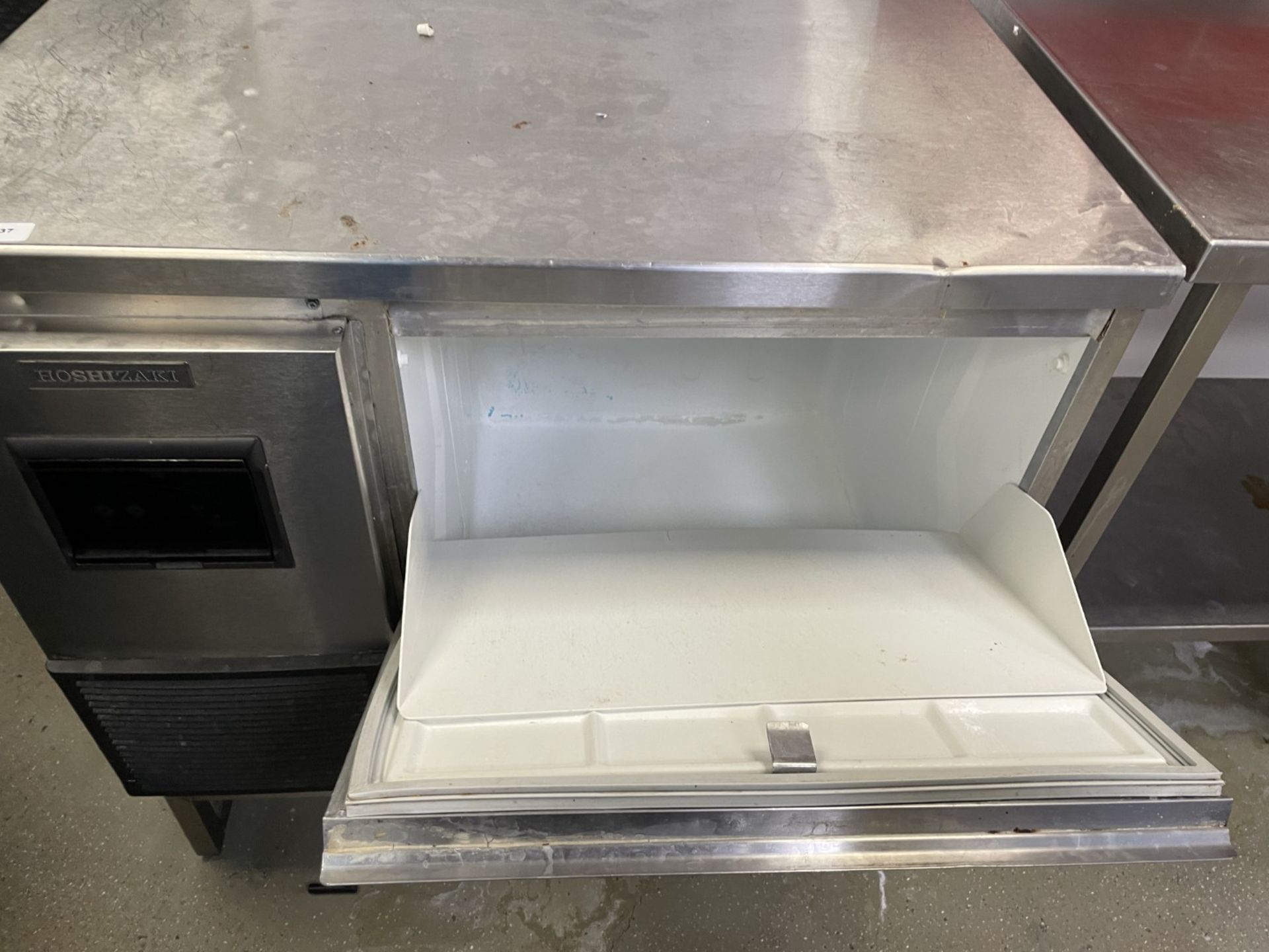 1 x Hoshizaki FM-150KE-50 Self Contained Flake Ice Machine - 150 kg of High Quality Flake Ice Per 24 - Image 3 of 6