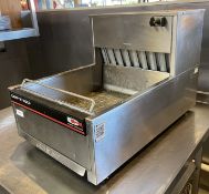 1 x Carter Hoffman Crisp N' Hold Fried Food Warmer - Model: CNH18 - Approx RRP £3,000