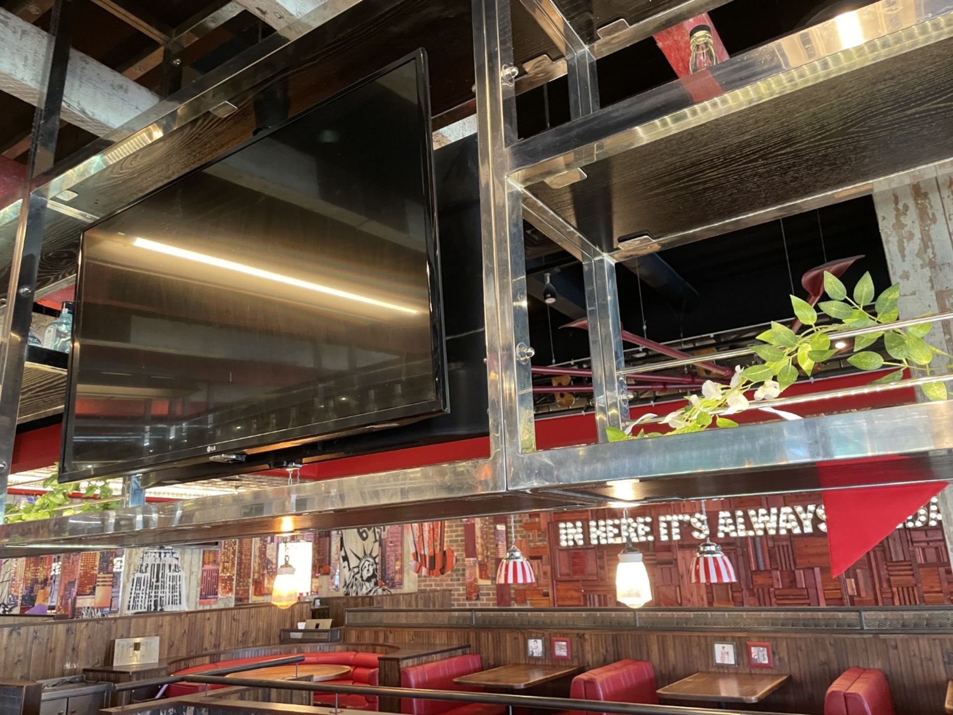 1 x Large Central Island Drinks Bar Features Stainless Bar Tops with Integral Removal Drainers - Image 39 of 64