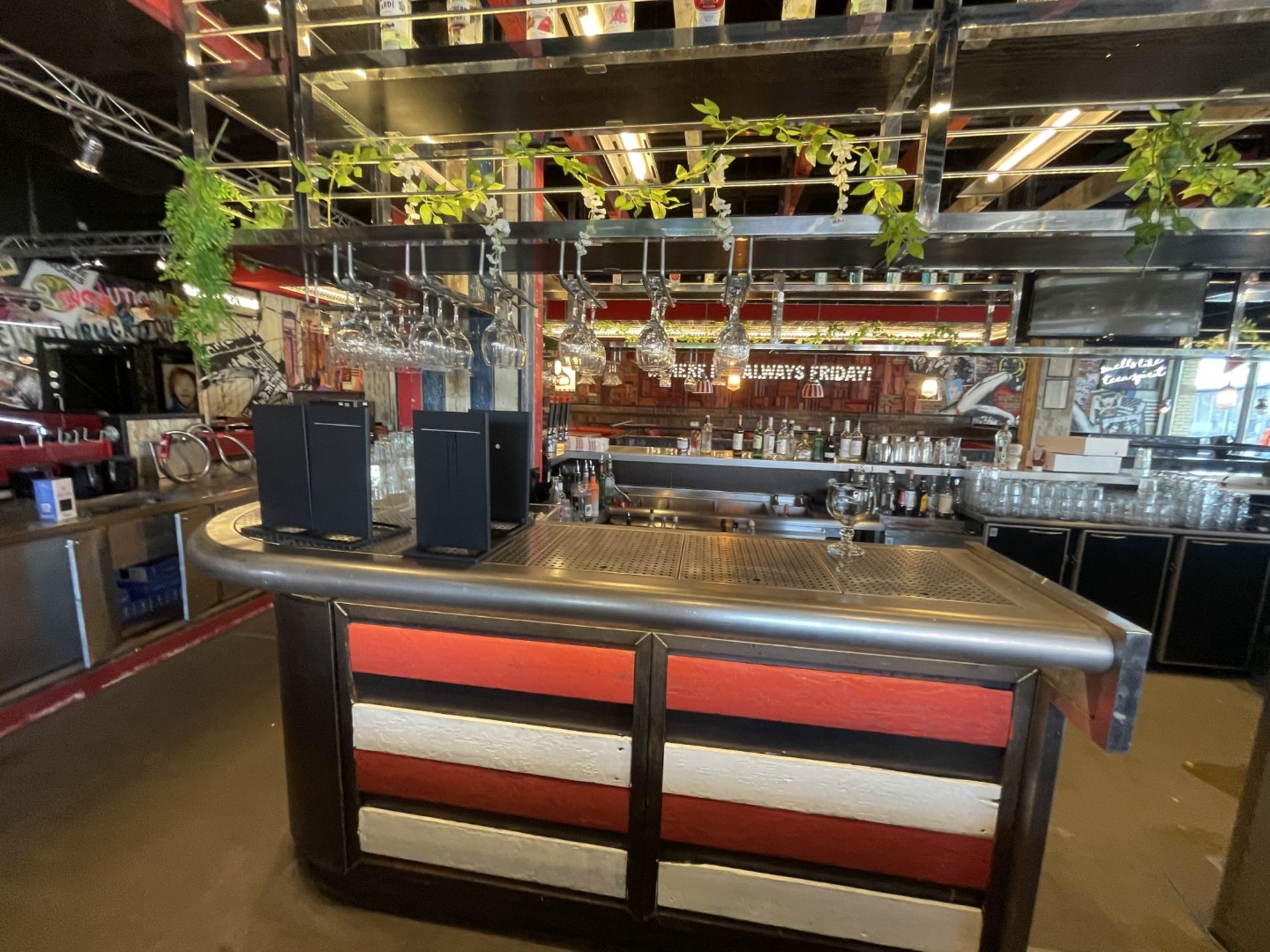 1 x Large Central Island Drinks Bar Features Stainless Bar Tops with Integral Removal Drainers - Image 3 of 64