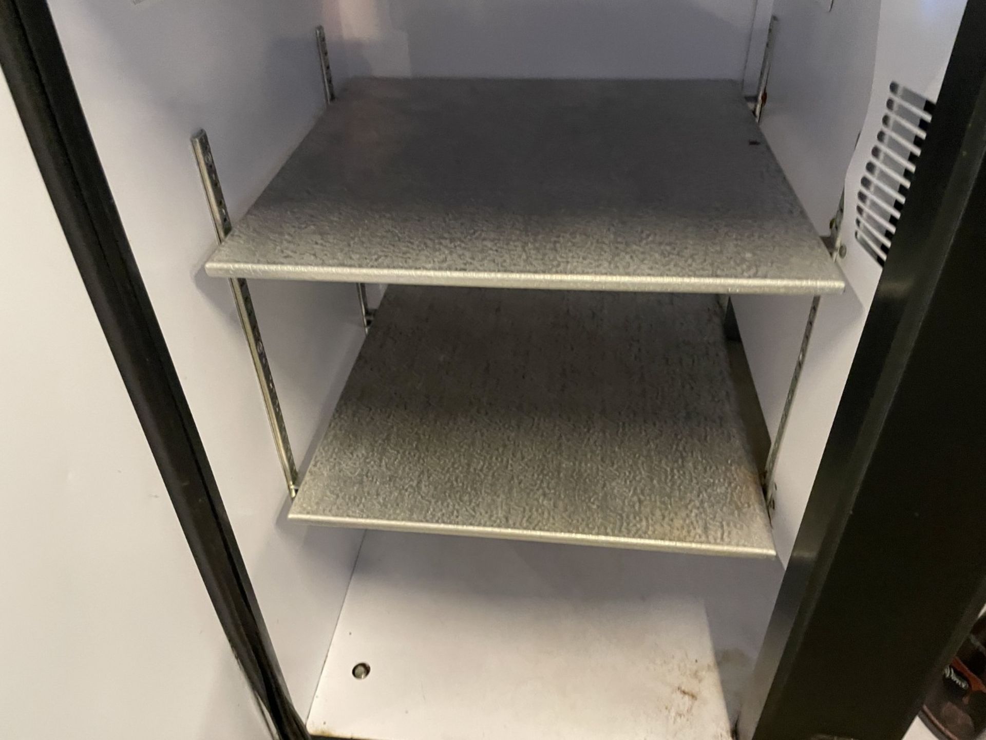 1 x Large Central Island Drinks Bar Features Stainless Bar Tops with Integral Removal Drainers - Image 47 of 64