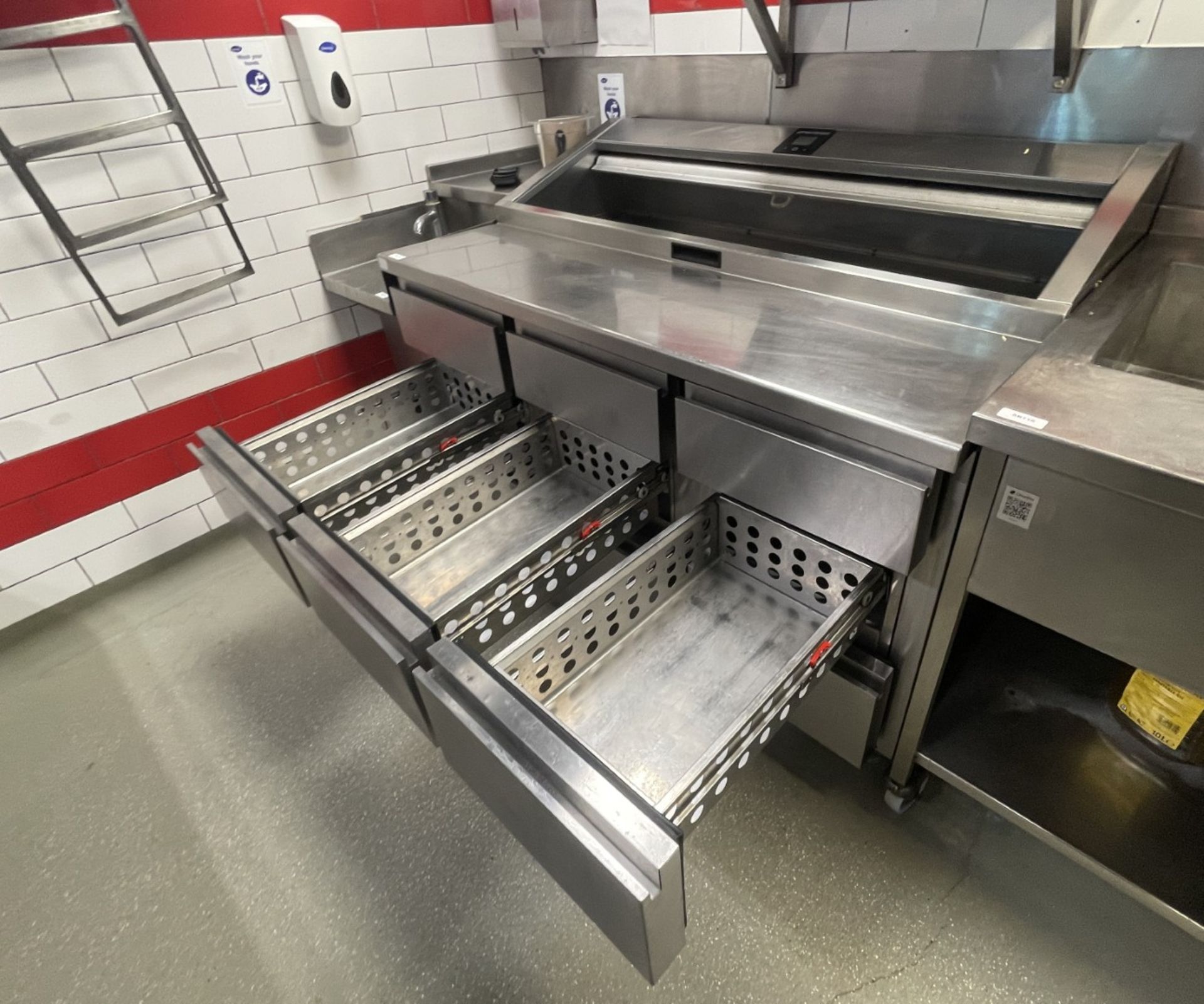 1 x Precision Six Drawer Pizza / Sandwich Topper Prep Fridge - Image 7 of 10
