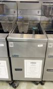 1 x Pitco SG14 Single Tank Gas Fryer with Two Baskets