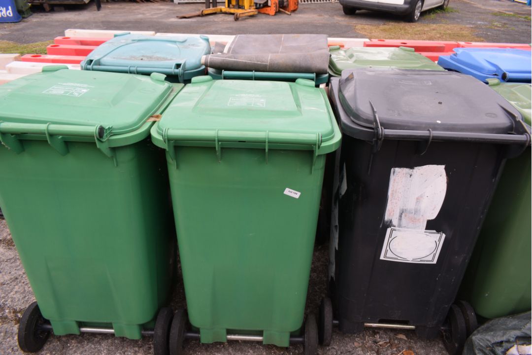 14 x Plastic Wheelie Bins - Image 5 of 6