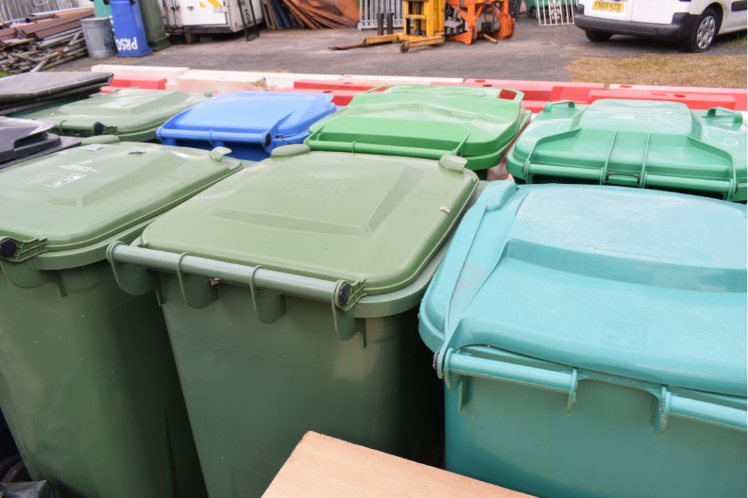 14 x Plastic Wheelie Bins - Image 3 of 6