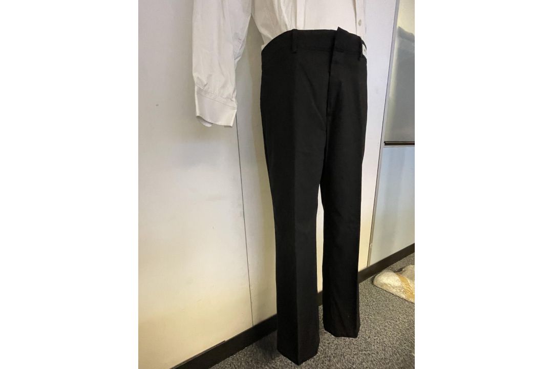 1 x Pair of Men's DNKY Soho Straight Fit Wool Trousers in Black - Size 31 - Ref: LB523 - CL1020 - NO - Image 3 of 12