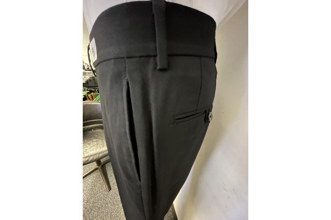 1 x Pair of Men's DNKY Soho Straight Fit Wool Trousers in Black - Size 31 - Ref: LB523 - CL1020 - NO - Image 9 of 12