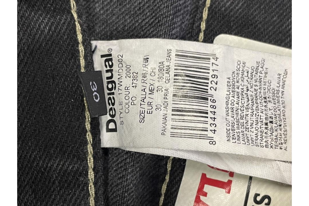 1 x Desigual Men's 'Herren' Designer Jeans in Black, with a Distressed Aesthetic - Size: EU30 - Ref: - Image 15 of 23