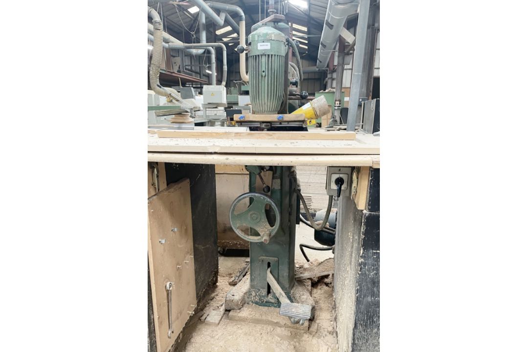 1 x Wadkin UR1910 Heavy Duty Overhead High Speed Pin Router with Large Worktable - 3 Phase - Image 1 of 10