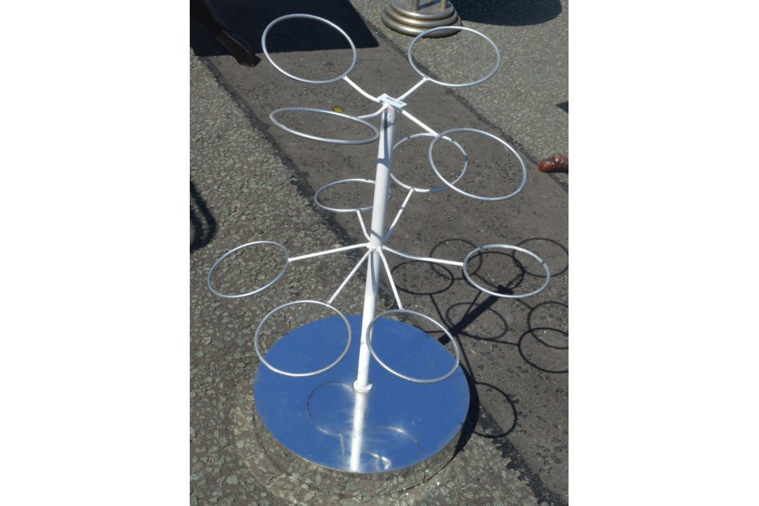 1 x Multi-Tier Hooped Display Stand - Ref: WH3-155 - CL999 - Location: WA14Description:Dimensions ( - Image 7 of 14