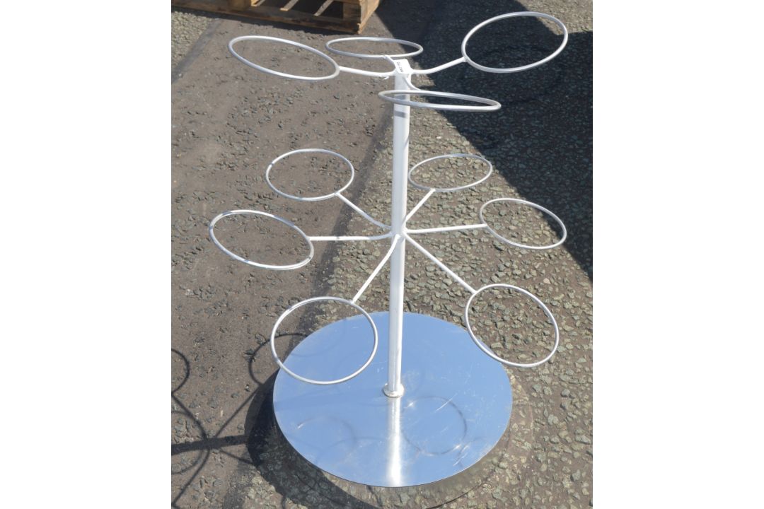 1 x Multi-Tier Hooped Display Stand - Ref: WH3-155 - CL999 - Location: WA14Description:Dimensions ( - Image 1 of 14