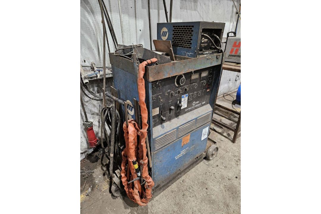 Miller Syncrowave 300 TIG Welder - Image 2 of 2