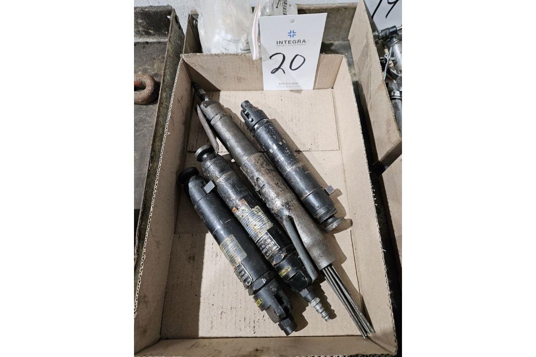 (4) Assorted Pneumatic Descalers