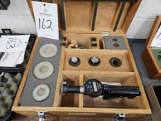 Mitutoyo 568-943 Borematic Digital Bore Gage, 1
