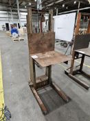 Regal Hand Die Lift, 24