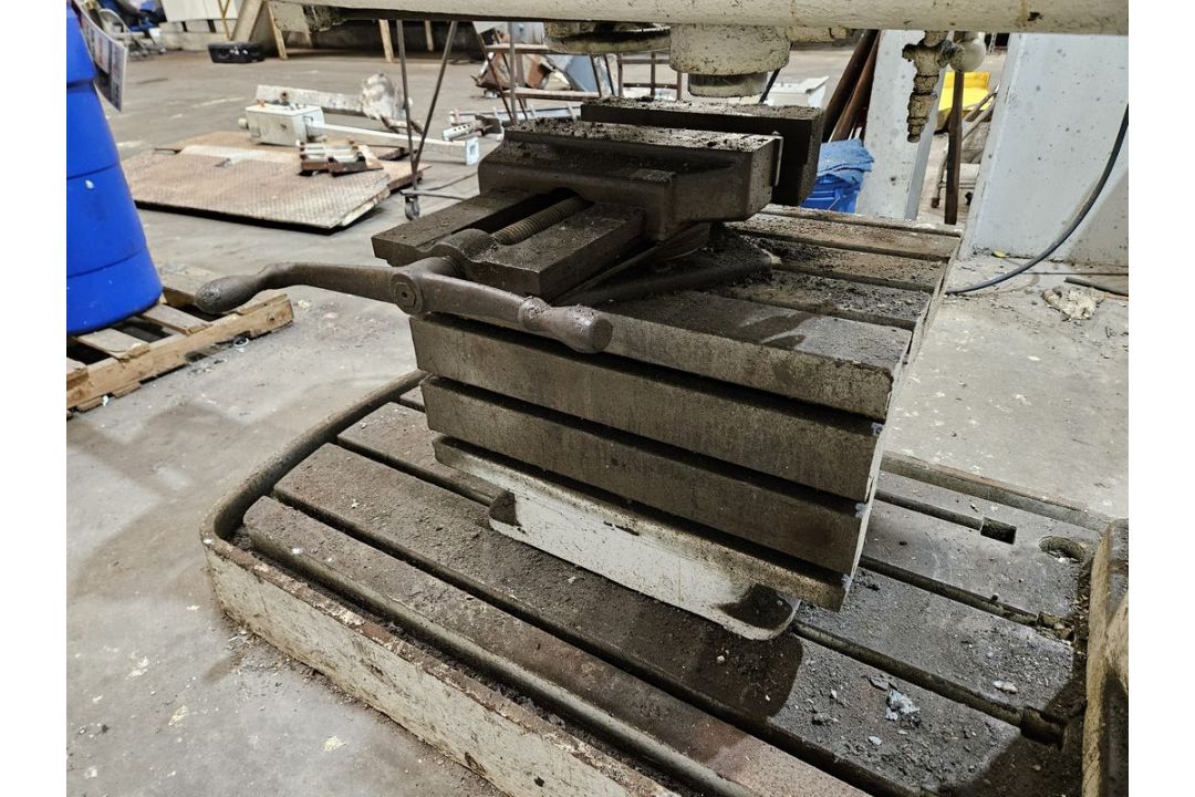 Cincinnati Bickford 5' x 13" Radial Arm Drill - Image 5 of 7