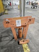 16-Ton Hydraulic Tube Bender