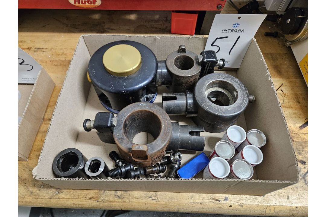 Big Daishowa Tool Pro Tool Changing Fixture
