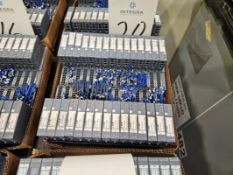 (30) Siemens Simatic S7 6ES7 131-6BH00-0BA0 Digital Input Modules w/ 6ES7 193-6BP00-0BA0 Base Units