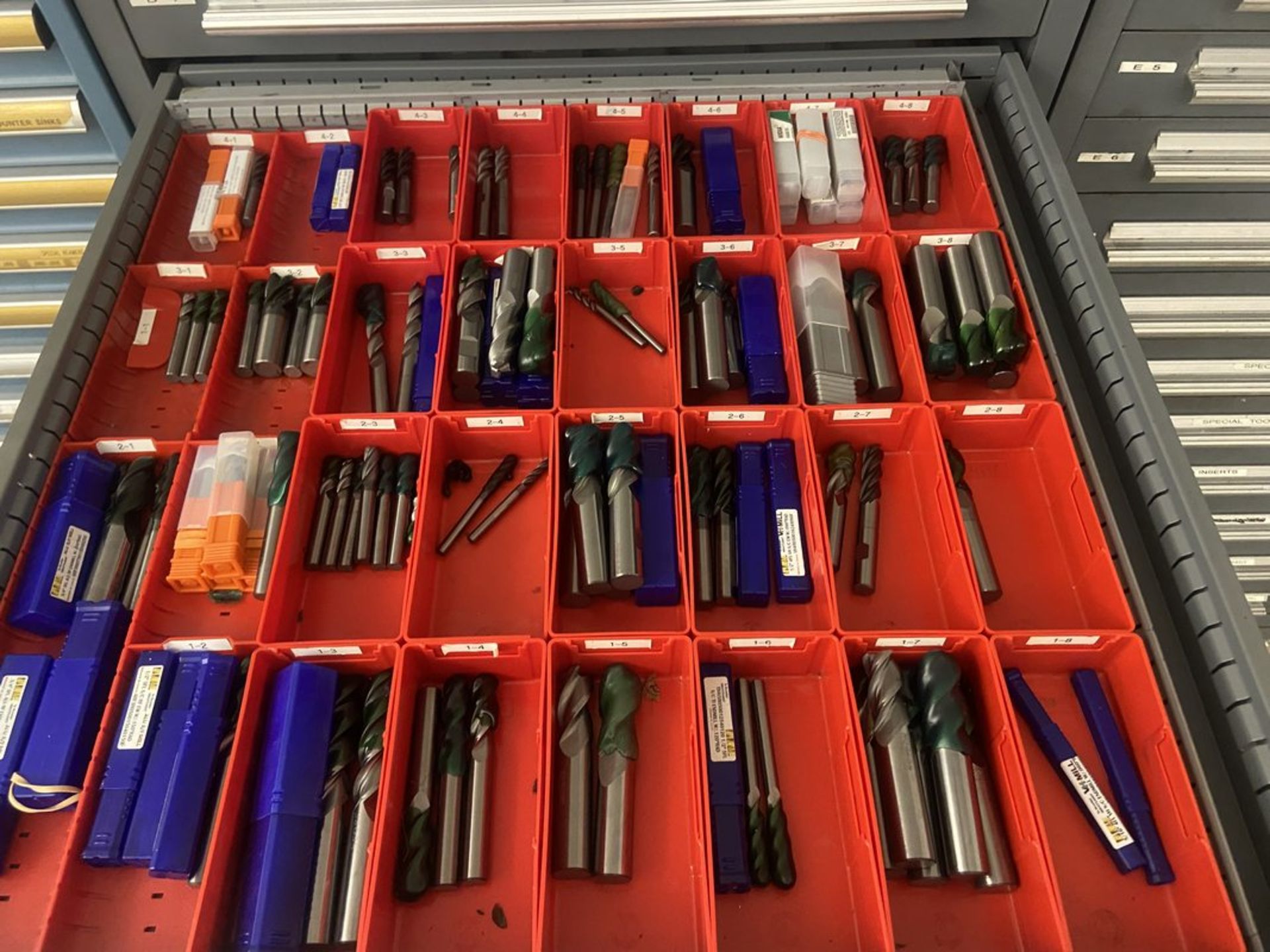 Mills Insert Storage Stanley 14-Drawer Storage Cabinet with End Mills