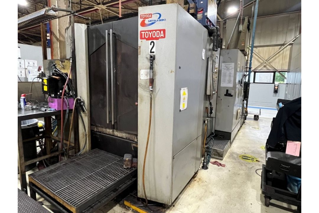 Toyoda FH550SX 4-Axis CNC Horizontal Machining Center - Image 1 of 11