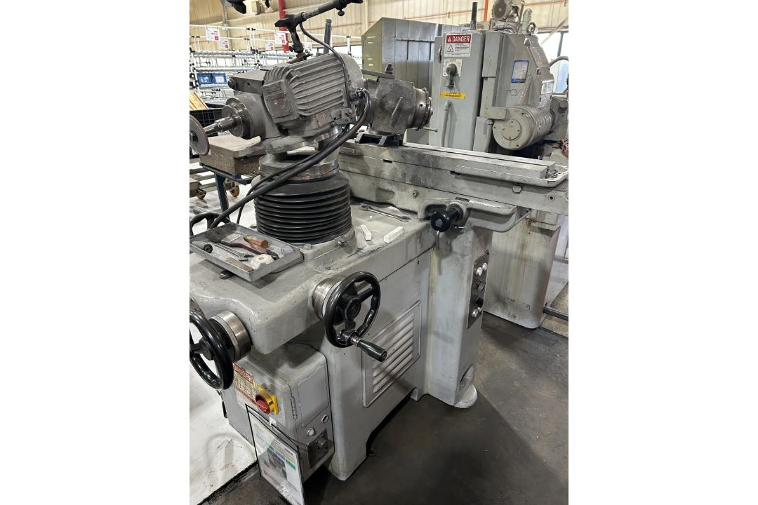 Makino C-40 Tool & Cutter Grinder - Image 5 of 6