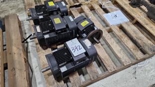 (4) Grundfos Motors