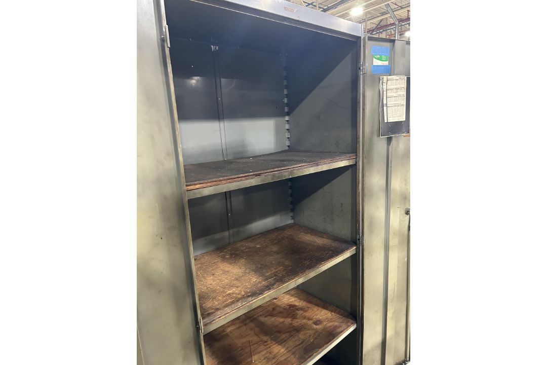 Shop Cabinet - Image 2 of 2